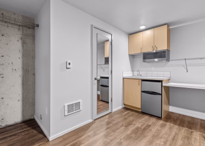 Horizon Phinney Apartments Studio