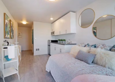 Horizon Phinney Apartments Studio